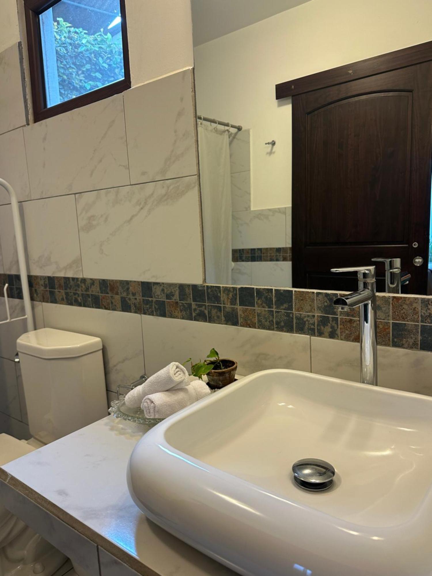 Bed and Breakfast Casa Elena Antigua Екстер'єр фото